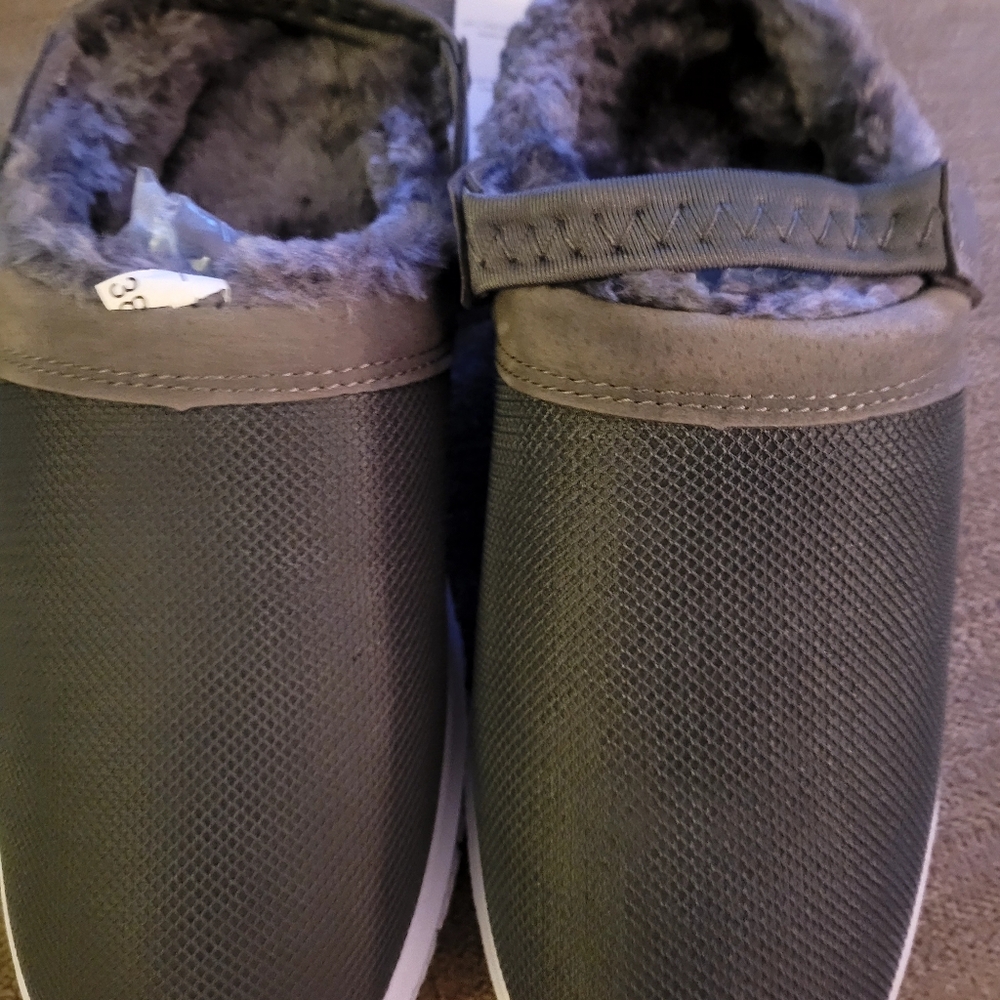 KVbabby Winter Slippers Boys Girls Lined Clog Kids Plush Warm Slippers Soft Gard